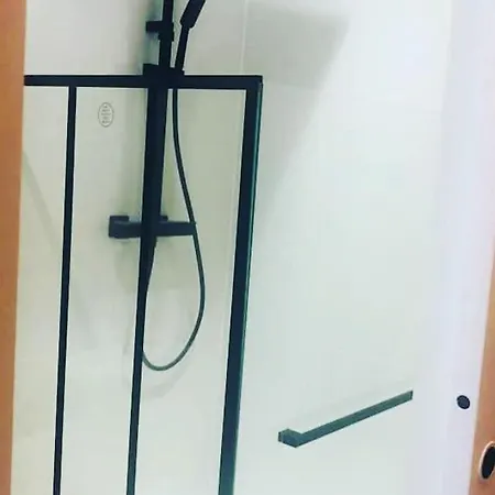 Lejlighed Cosy Design With Modern Bathroom *